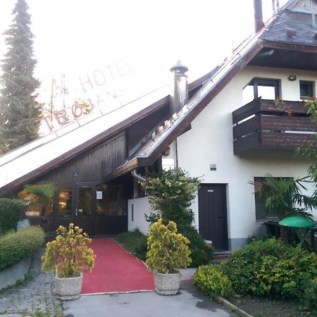 Hotel Trojane, Inspiration Of The Green Retreat מראה חיצוני תמונה